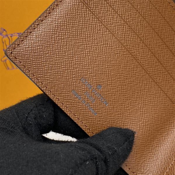 2026122105436278 600